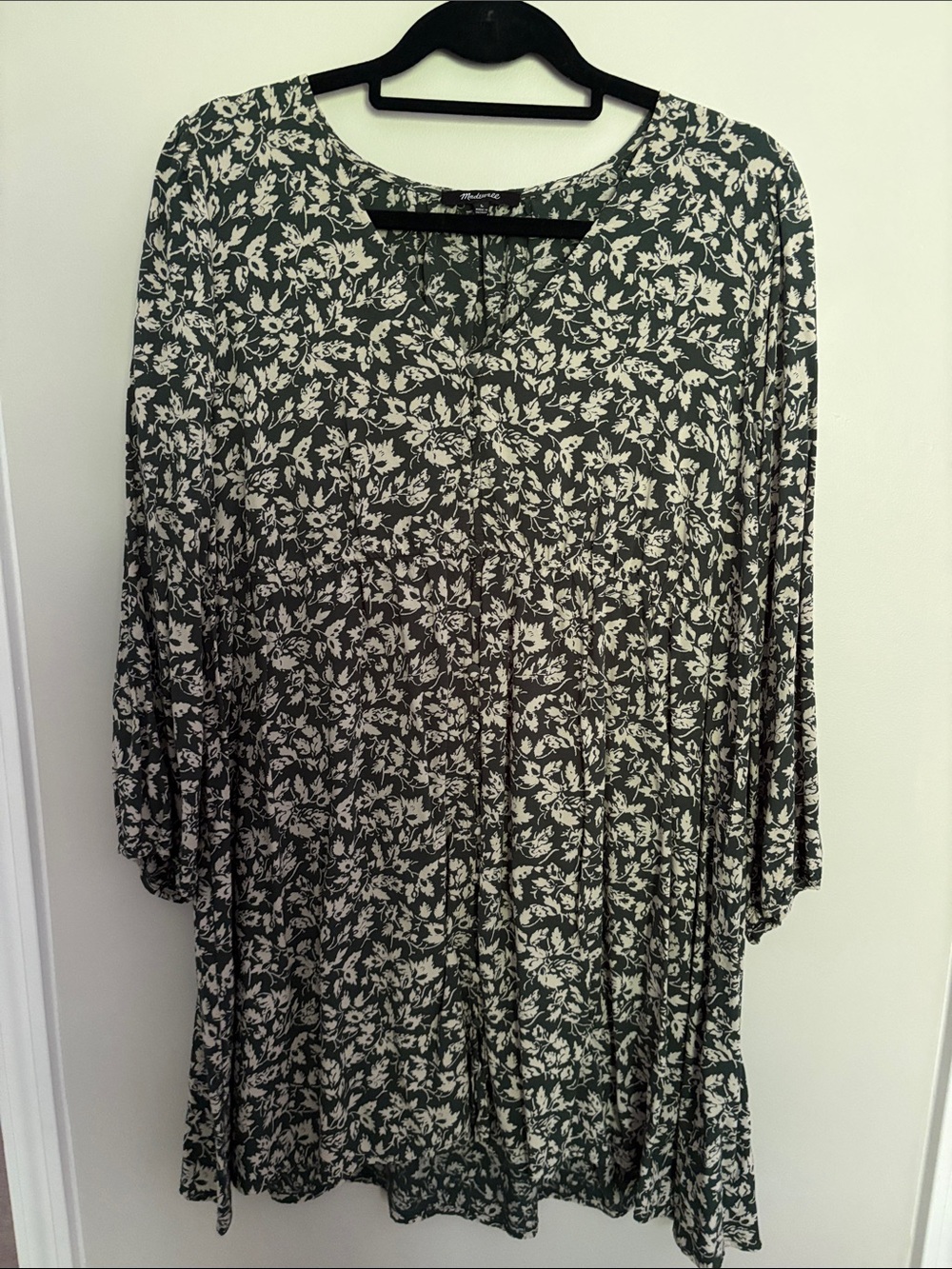 Madewell Flowy Green and White Floral Women's Tunic dress